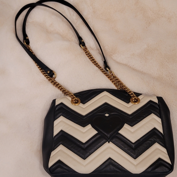 Authentic Gucci Marmont Chain Tote - NEW - Picture 2 of 10